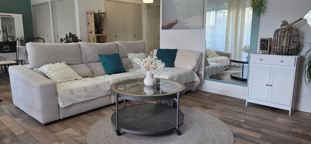 A VENDRE DAX CENTRE Grand T2 BIS + BALCON