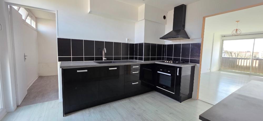 A VENDRE DAX T4 rénové 75m² - 3 chambres